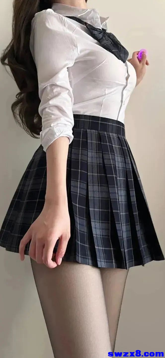 7b7bc0a818af40bdfbdf16c94d446a41.jpg