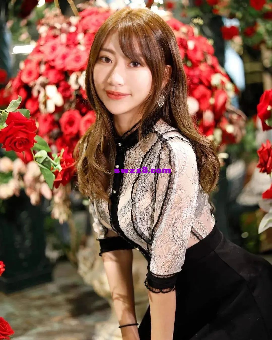 e8b736d36f93bde57caa9d33a82dd282.jpg