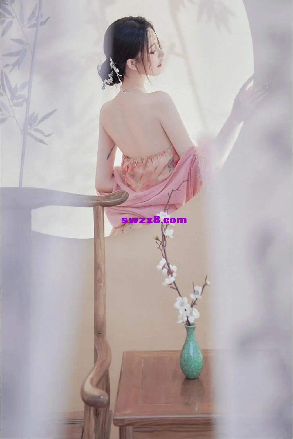 d8cb4bca44726dd5cf3b91ac490bdcbb.jpg